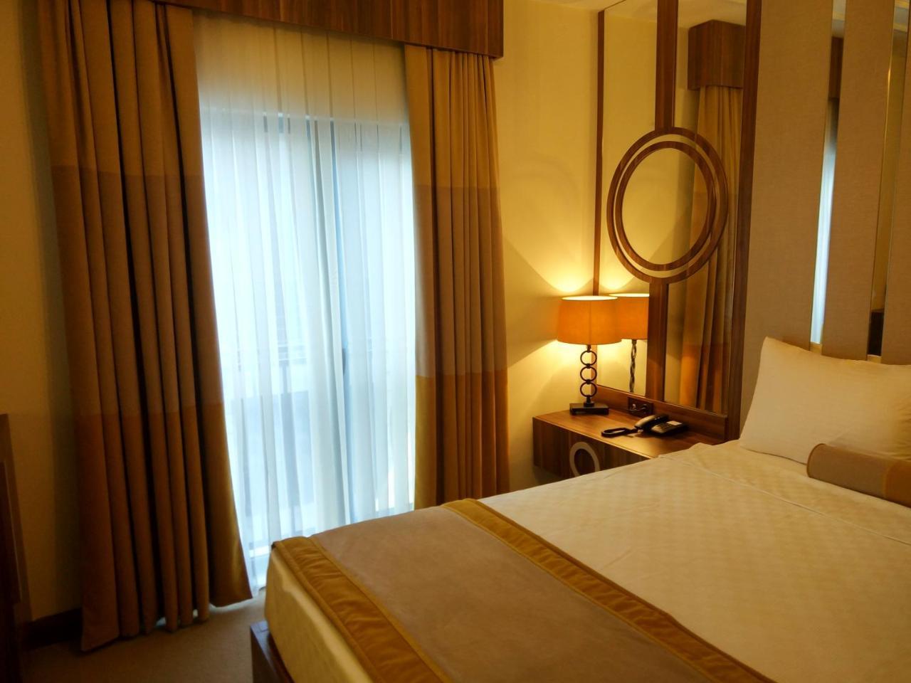 Sah Istanbul Otel Bursa Esterno foto