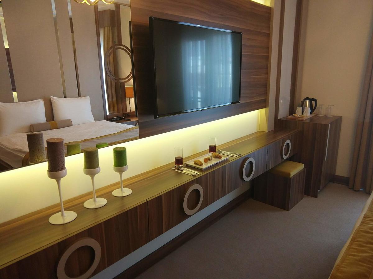 Sah Istanbul Otel Bursa Esterno foto