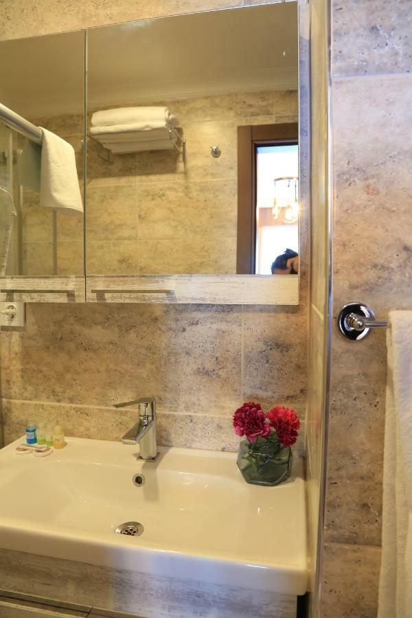 Sah Istanbul Otel Bursa Esterno foto
