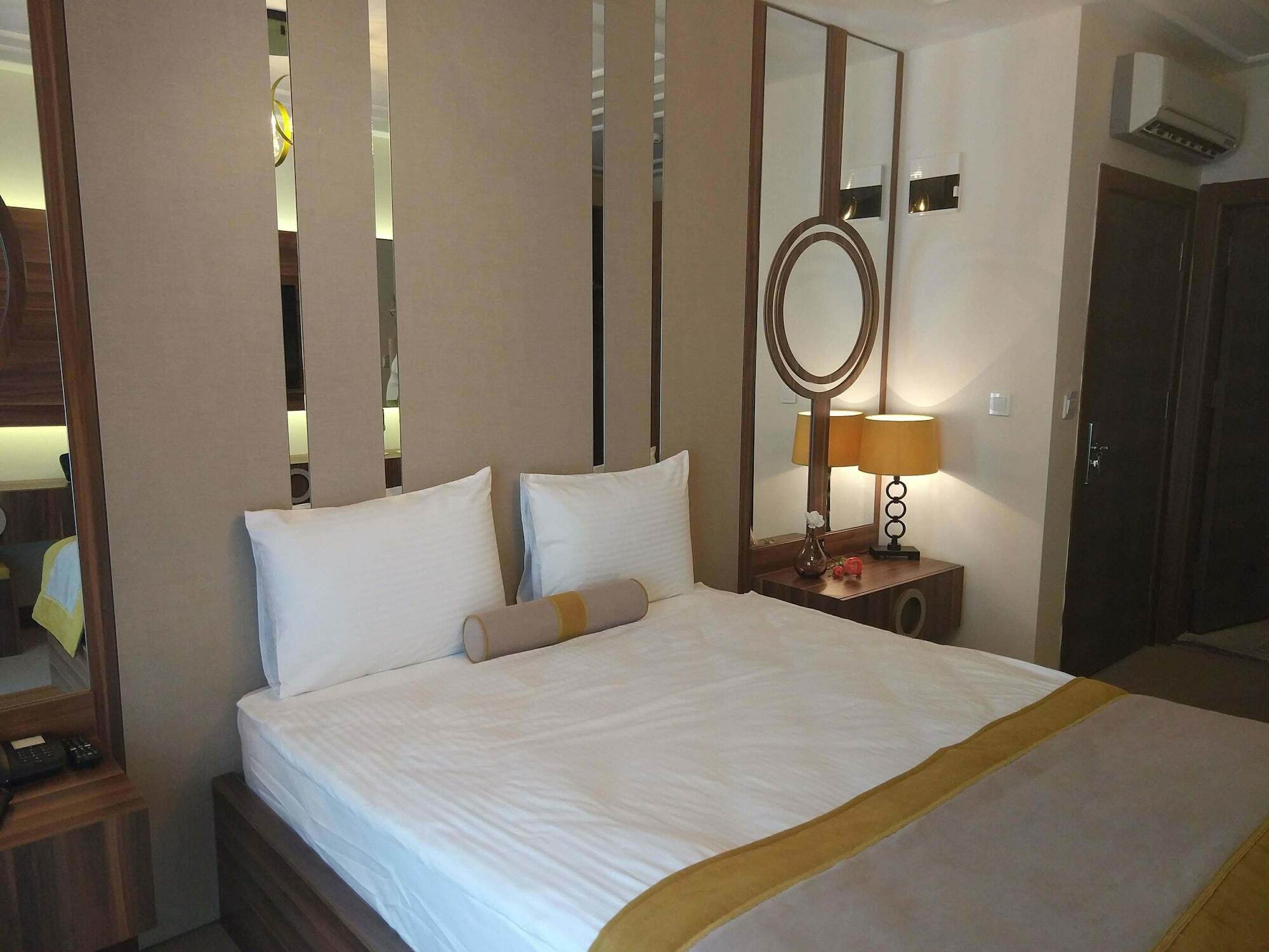 Sah Istanbul Otel Bursa Esterno foto